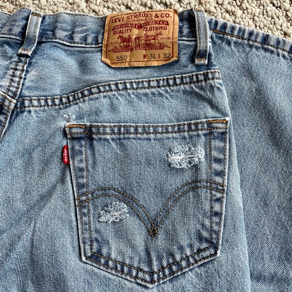 Levi’s 550 Jeans - Picture 9 of 9